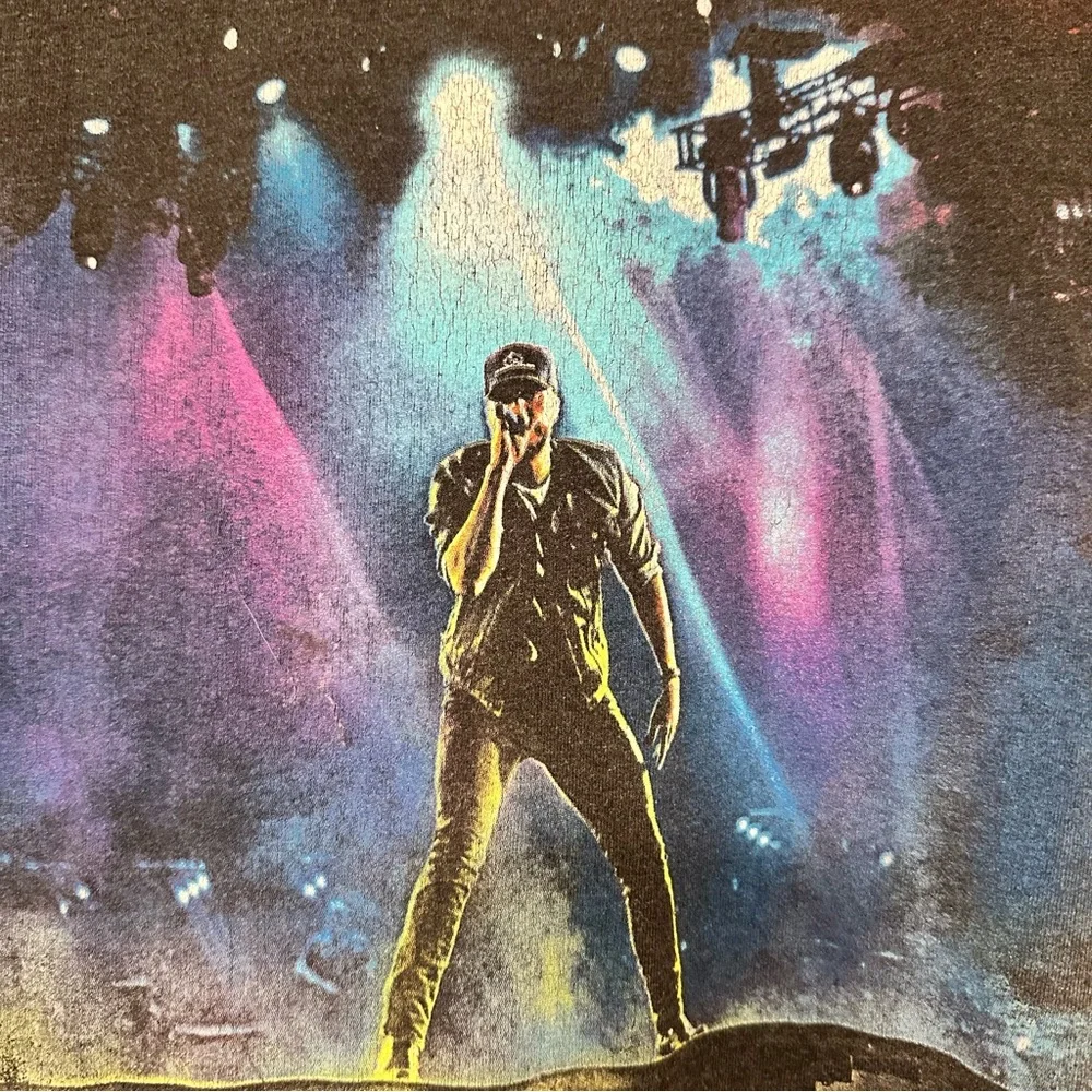 The Concert Tee luke bryan